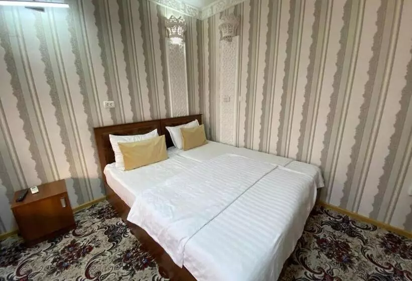 Hotel Registon Amir