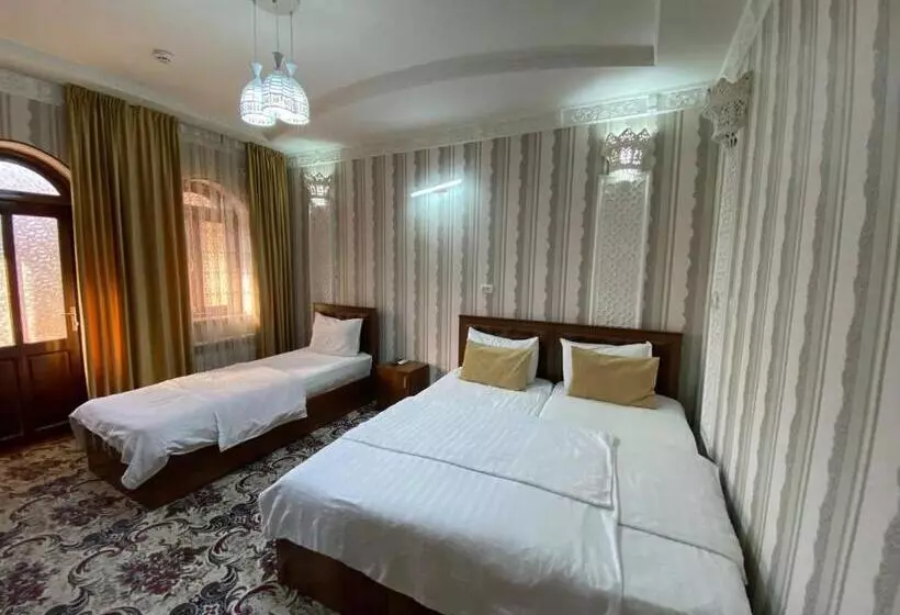 Hotel Registon Amir