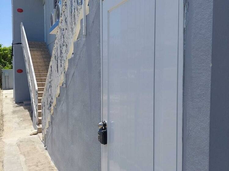 پانسیون Playa Apartments