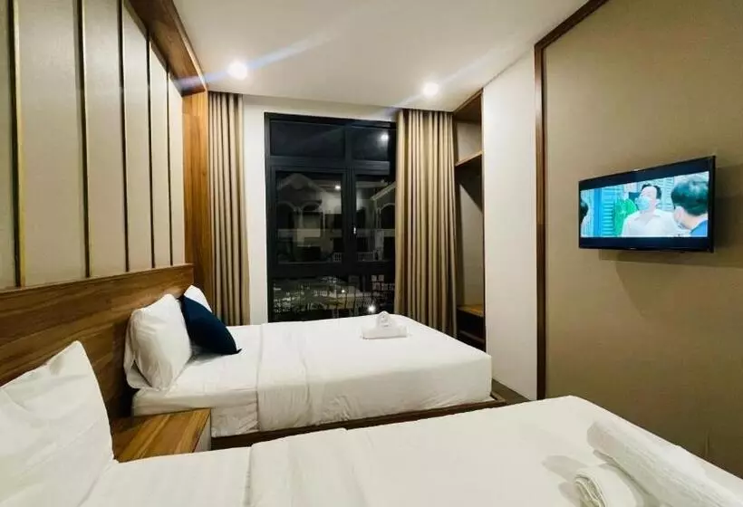 تختخواب و صبحانه La La Homestay 2   New City Grand World