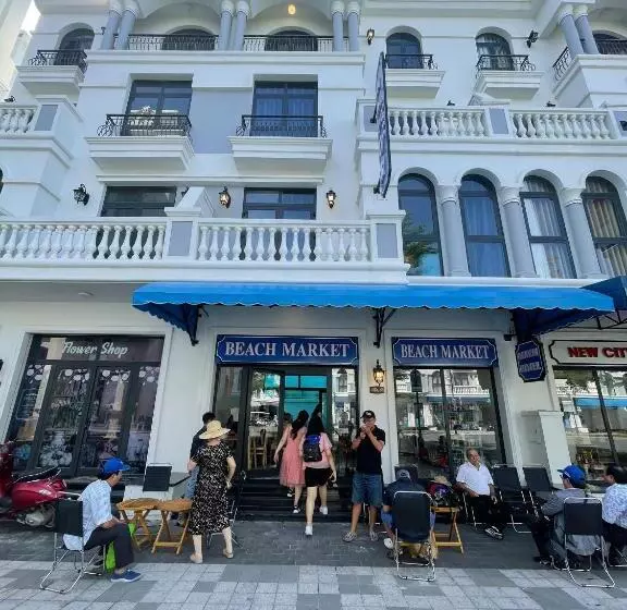 تختخواب و صبحانه La La Homestay 2   New City Grand World