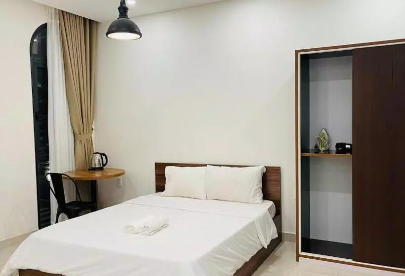 تختخواب و صبحانه La La Homestay 2   New City Grand World