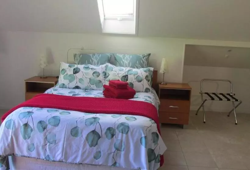 Majatalo Fantail River Lodge