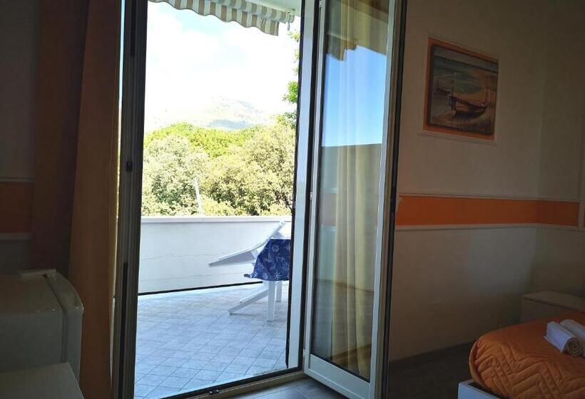 تختخواب و صبحانه La Casa Di Alfonso