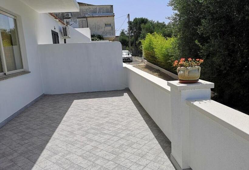 تختخواب و صبحانه La Casa Di Alfonso