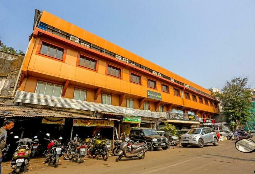 Fabhotel Anam International