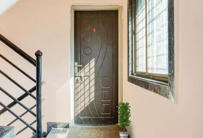 ホテル Flagship Aadinath Villa Near Pune Airport