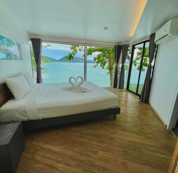 בית מלון כפרי Patong Sunset Villa Phuket