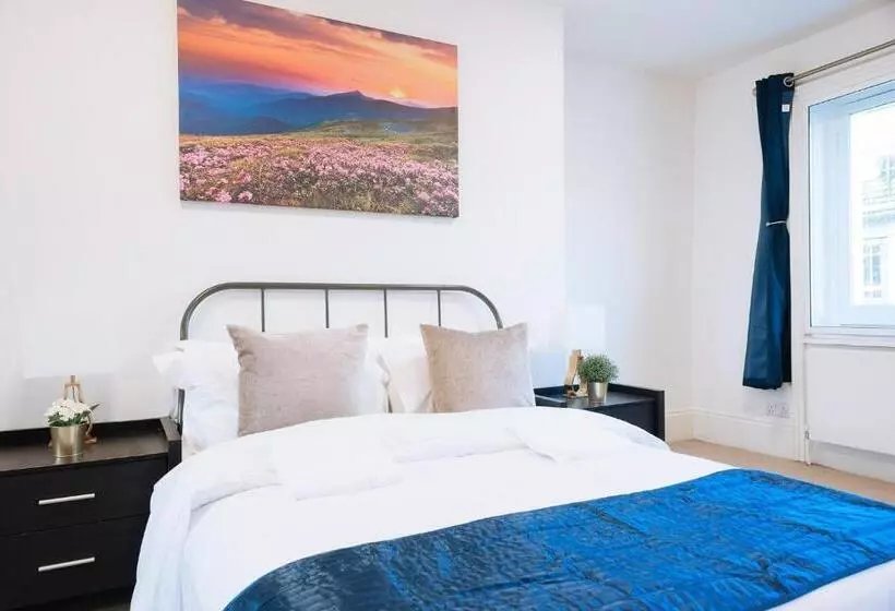 Hotelli The Chapter   Mayfair Residences