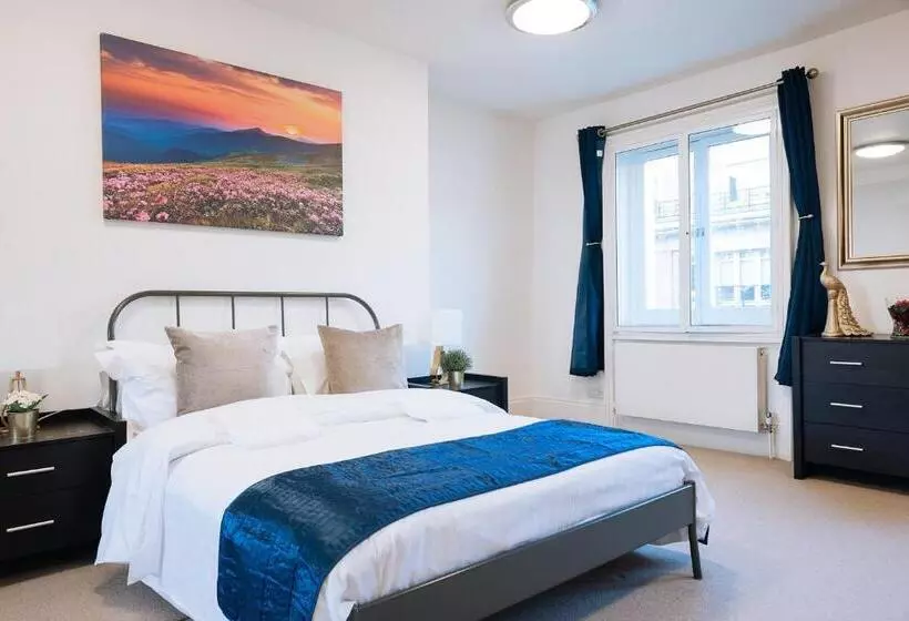 Hotelli The Chapter   Mayfair Residences