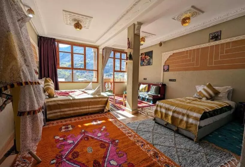 پانسیون Riad Dar Omar