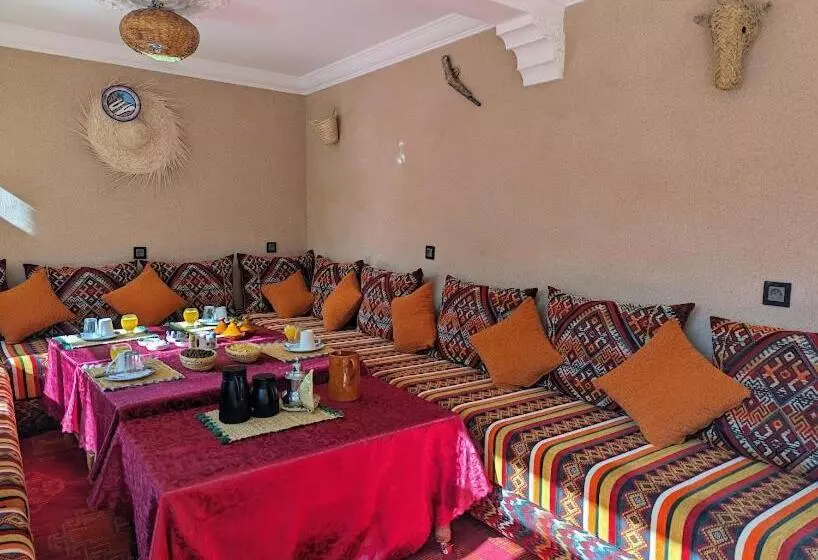 پانسیون Riad Dar Omar