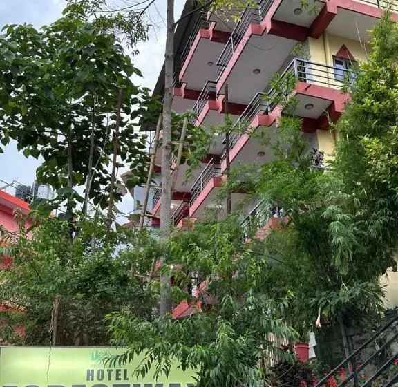Forestway Hostel & Backpackers