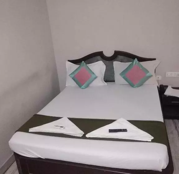 ホテル Grand Tower Chennai