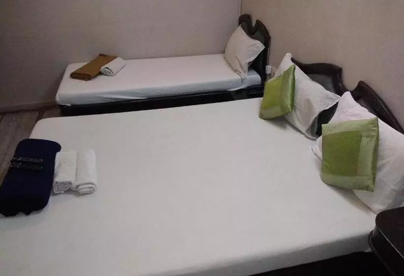 ホテル Grand Tower Chennai