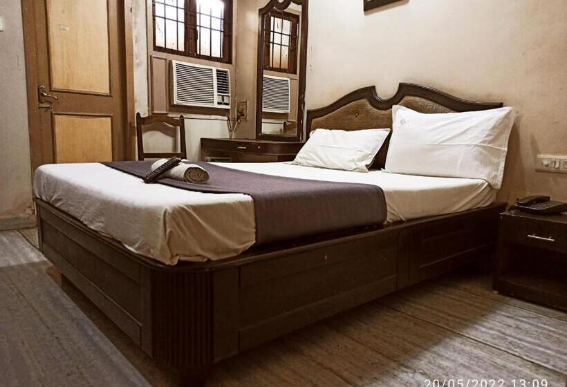 בית מלון כפרי Grand Tower Chennai