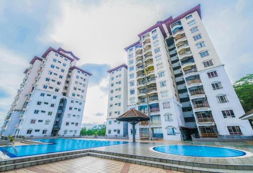 Hotel Oyo 90398 Sunshine Bay Resort Port Dickson Private Condo