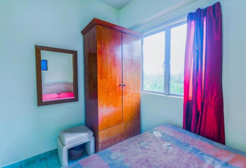 Hotel Oyo 90398 Sunshine Bay Resort Port Dickson Private Condo