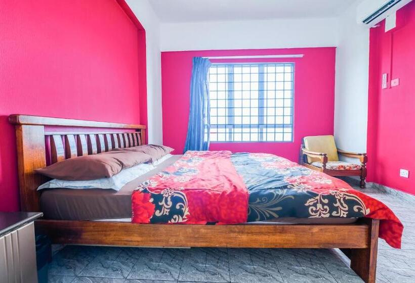 Hotel Oyo 90398 Sunshine Bay Resort Port Dickson Private Condo