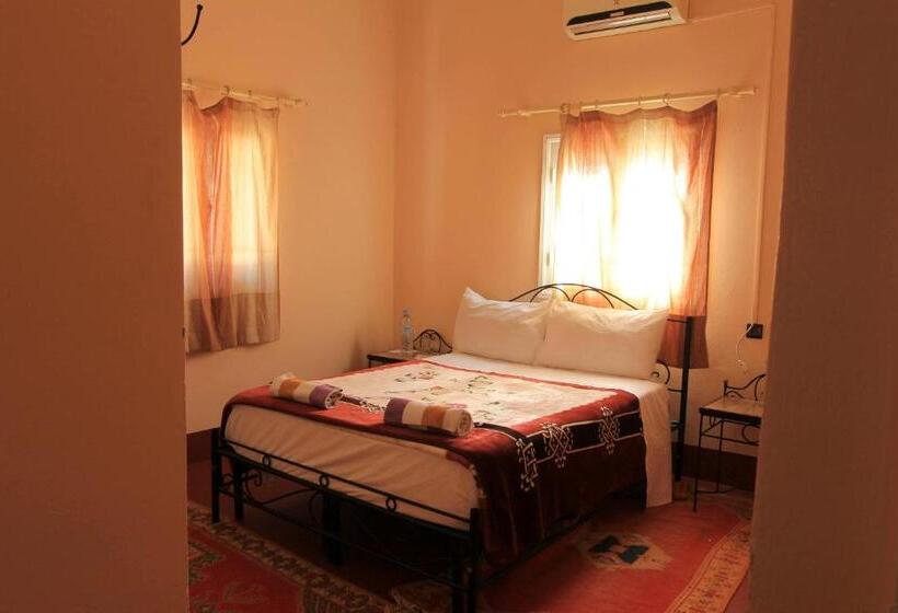 ホテル Riad Les Roches Todra