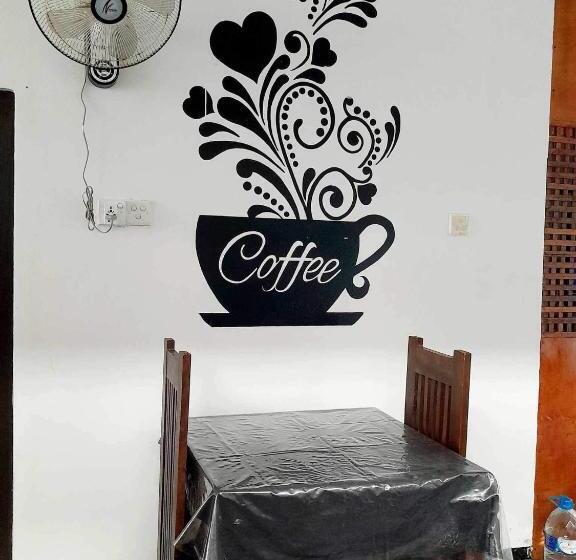 Bed and Breakfast Sakura Calm Rest