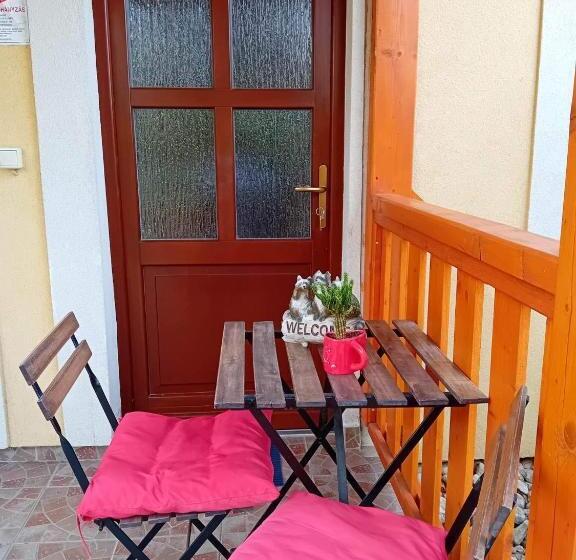 Bed and Breakfast Szentesi Panzió