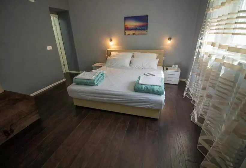 پانسیون Villa M