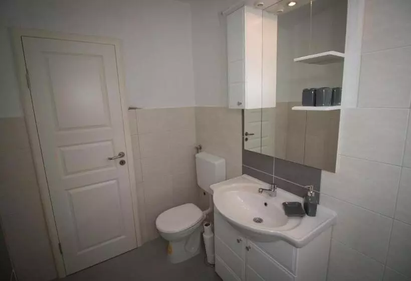 پانسیون Villa M
