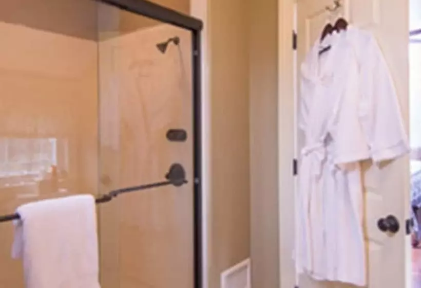 Caldwell House Bed And Breakfast