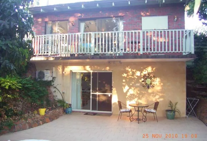 Falls Retreat Bed & Breakfast