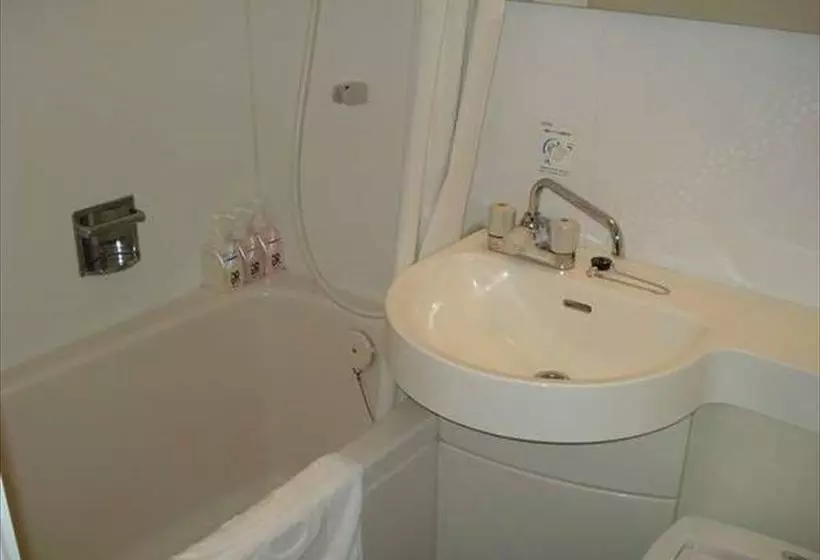 Отель Green Rich Oitaekimae