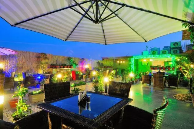 酒店 Aman Continental   2mins From Railway Station And 5 Mins From Metro