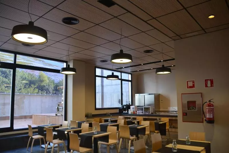 فندق Bilbao Plaza