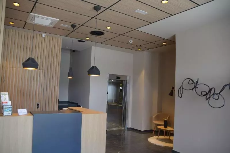 فندق Bilbao Plaza