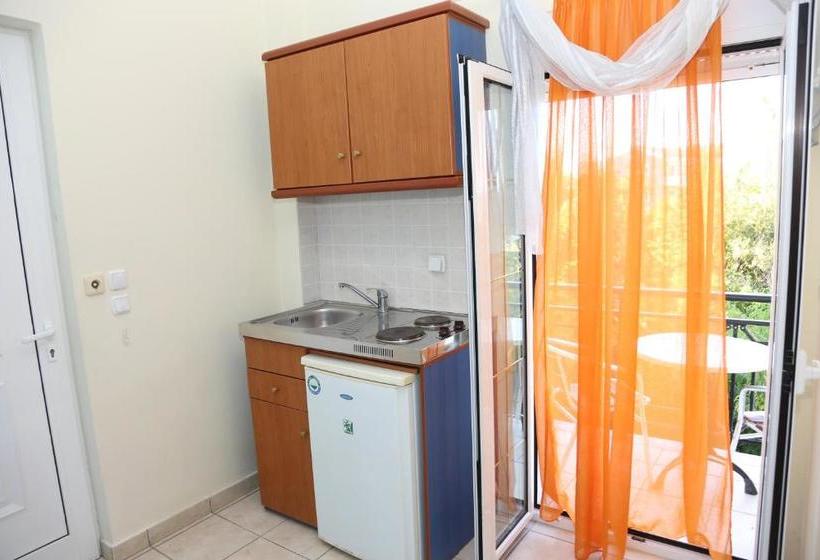 בית מלון כפרי Coral