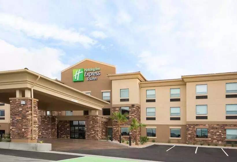 Отель Holiday Inn Express & Suites Pahrump, An Ihg