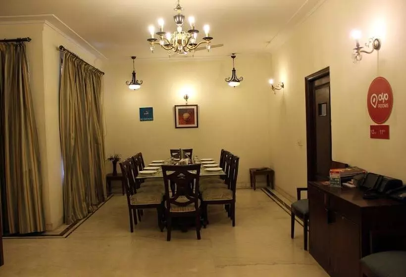 ホテル Oyo Premium New Rise