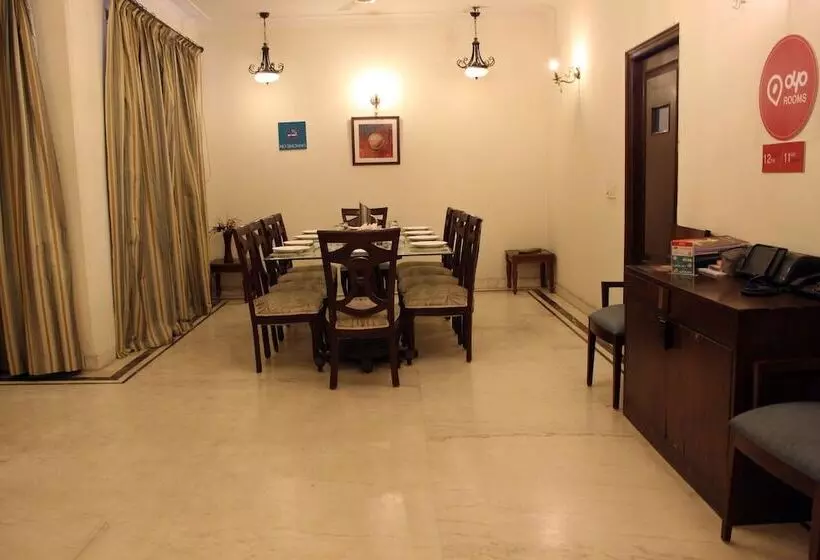 ホテル Oyo Premium New Rise