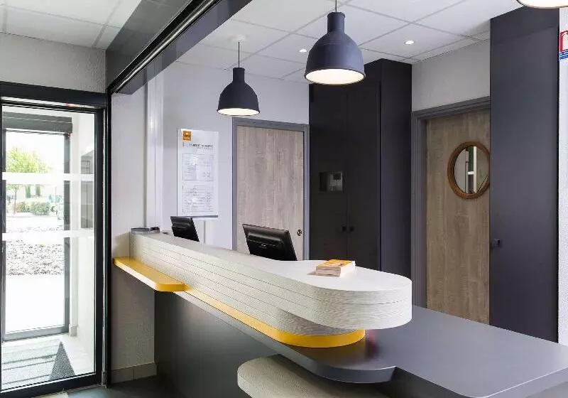 Hotel Premiere Classe Chartres Sud Barjouville