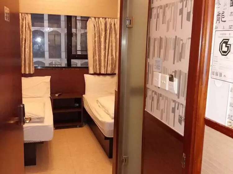 هتل Rai Lei Hostel