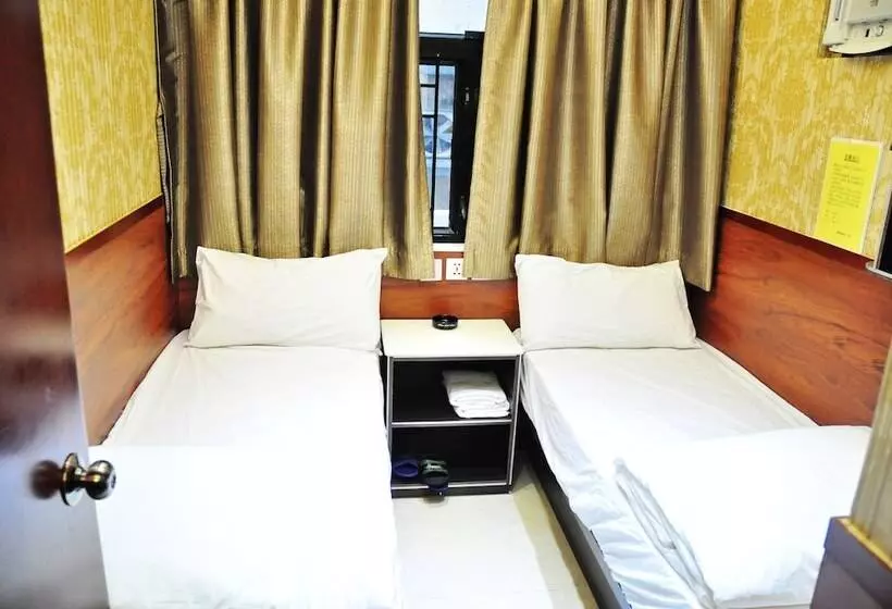 هتل Rai Lei Hostel