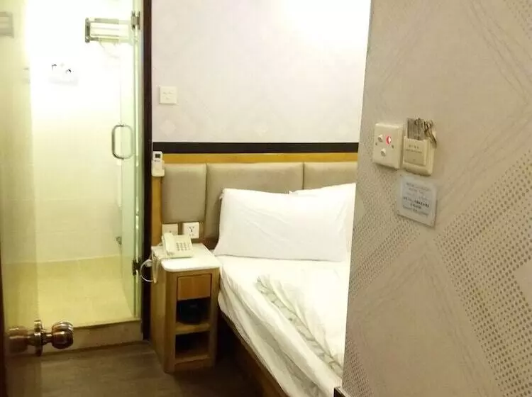 هتل Rai Lei Hostel