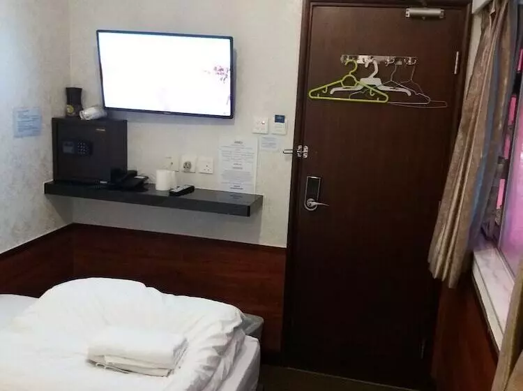 هتل Rai Lei Hostel