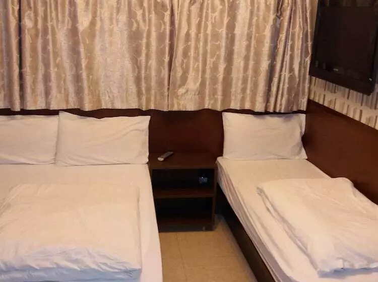 هتل Rai Lei Hostel