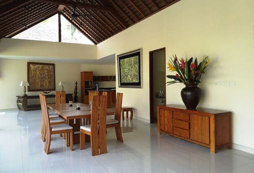 ホテル Villa Santun