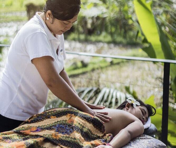 ホテル Villa Santun