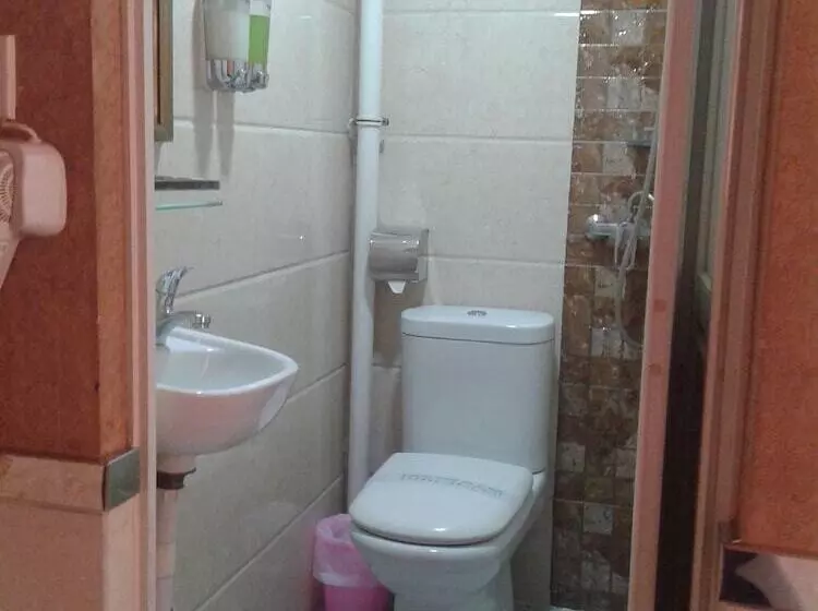 هتل Temple Street