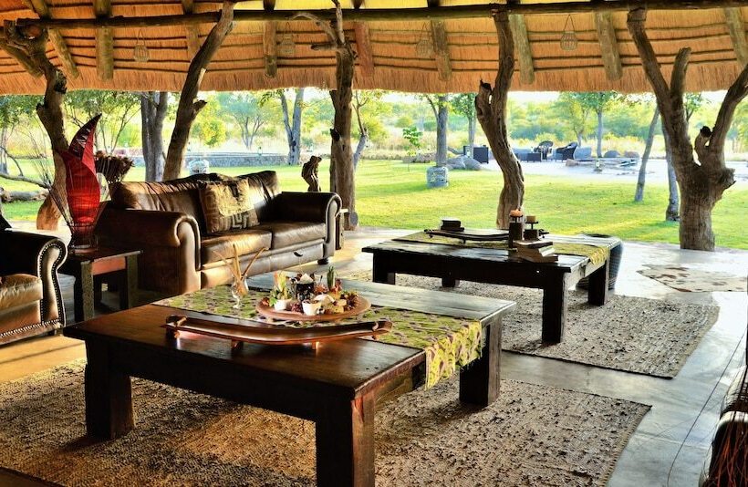 هتل Wildtrack Safaris Eco Lodge