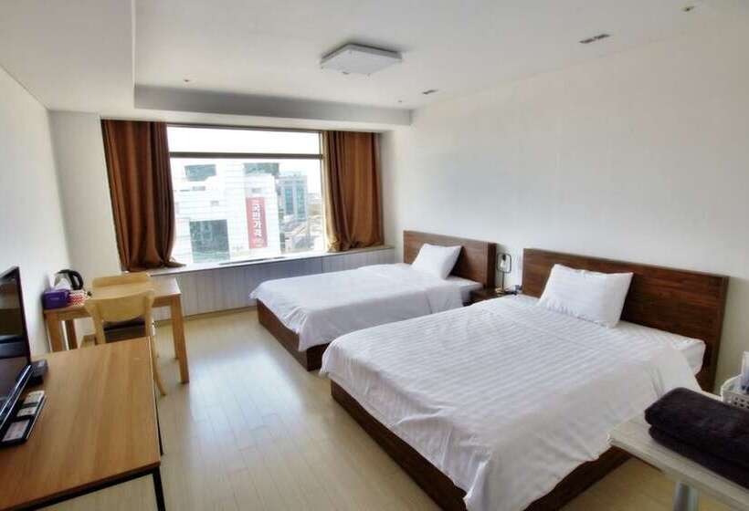 بنسيون Incheon Airport Guest House