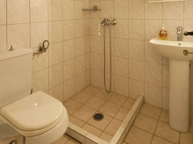 Пансион Laura Skiathos